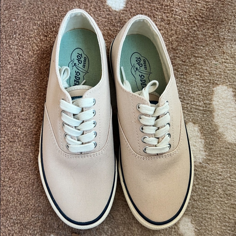 Sperry beige/pink sneakers